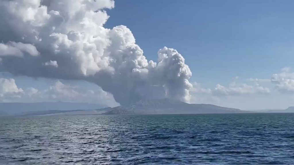 eruzione vulcano filippine