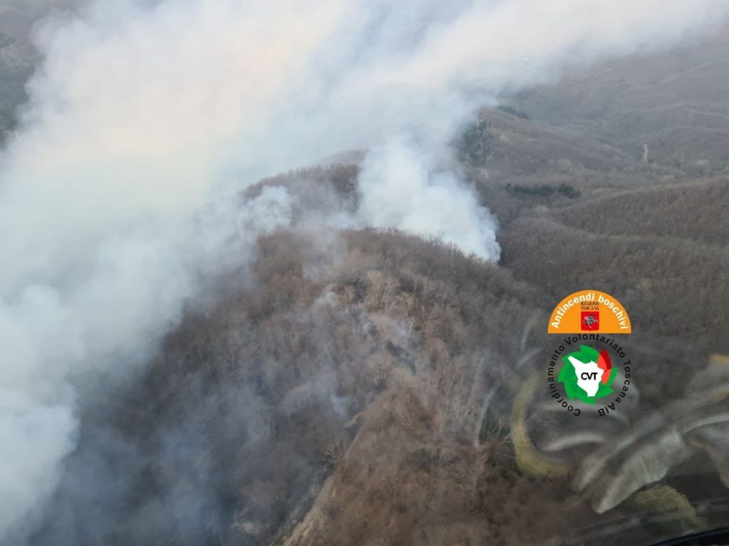 incendio pontito pescia pistoia