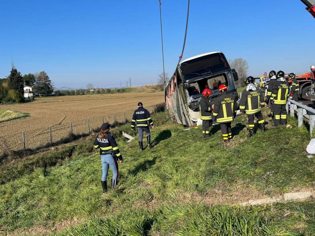incidente cesena bus ucraini