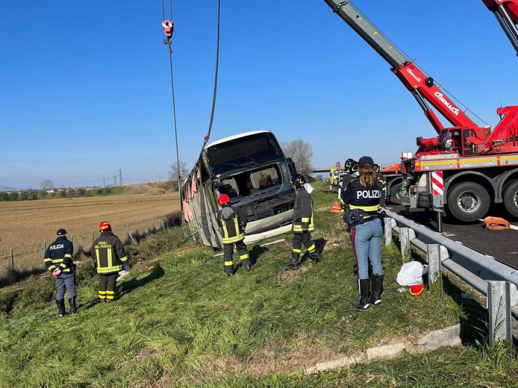 incidente cesena bus ucraini