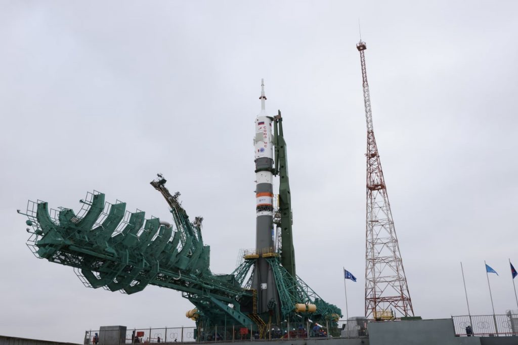 lancio cosmonauti stazione spaziale