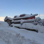 Maltempo, spettacolo a San Fele: 60-70cm di neve ricoprono la località potentina – FOTO
