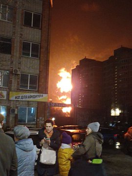 Russia incendio in deposito di carburante a Bryansk