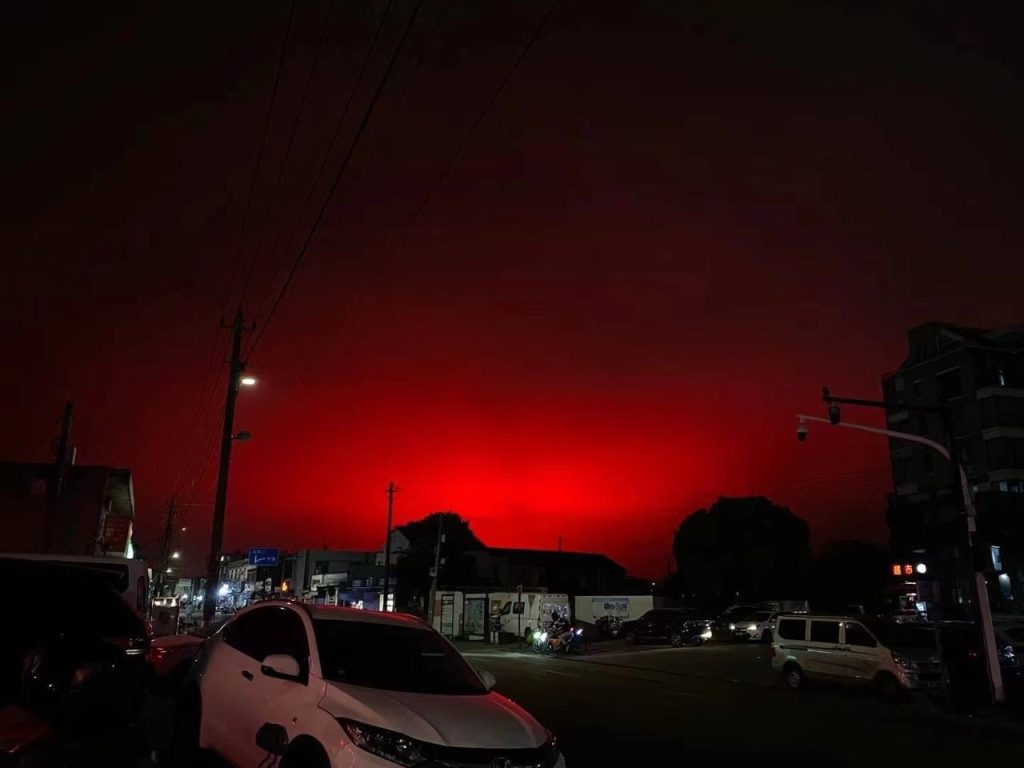 cielo rosso Zhoushan