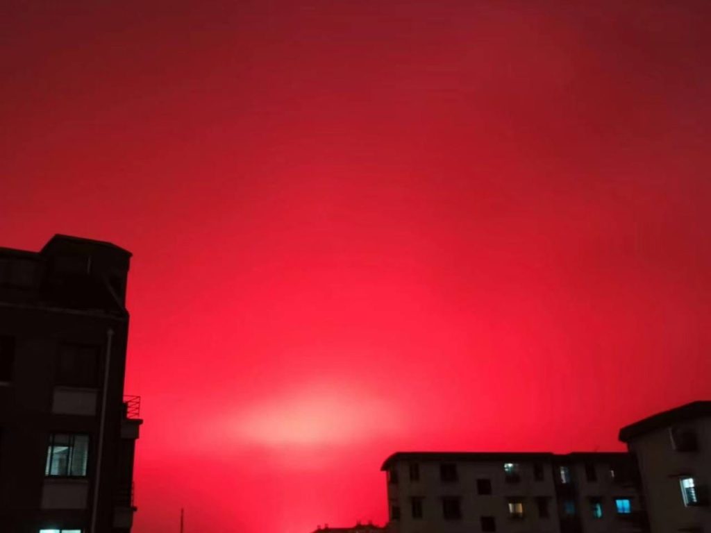 cielo rosso Zhoushan