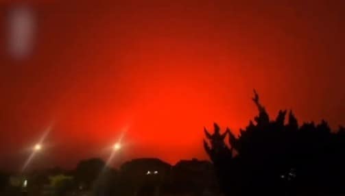 cielo rosso Zhoushan