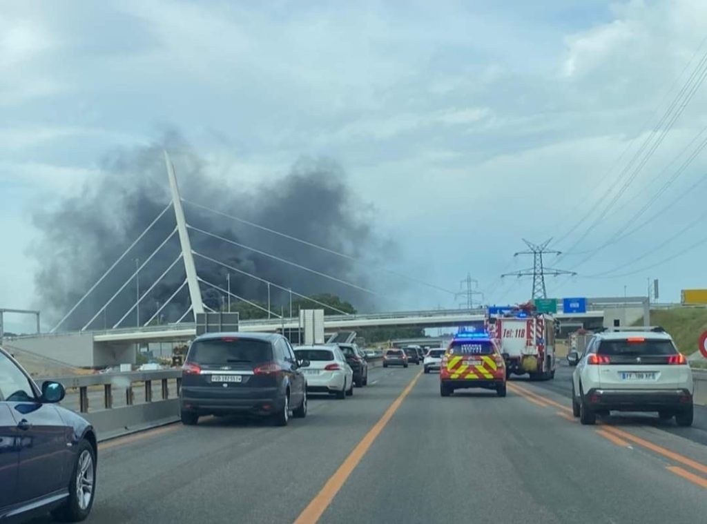 incendio aeroporto ginevra