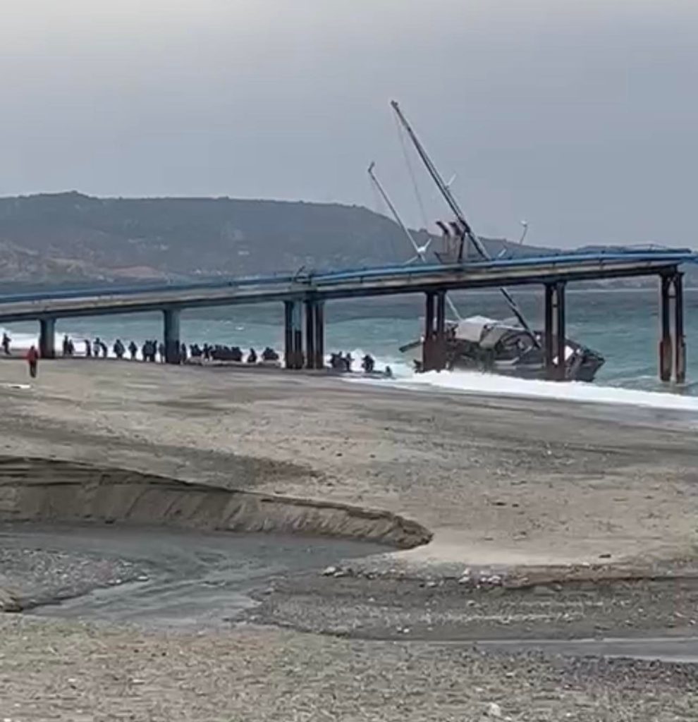 maltempo veliero migranti morti siderno