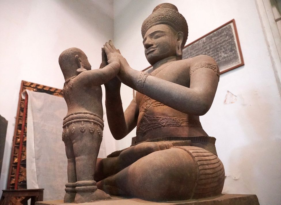 statue cambogia