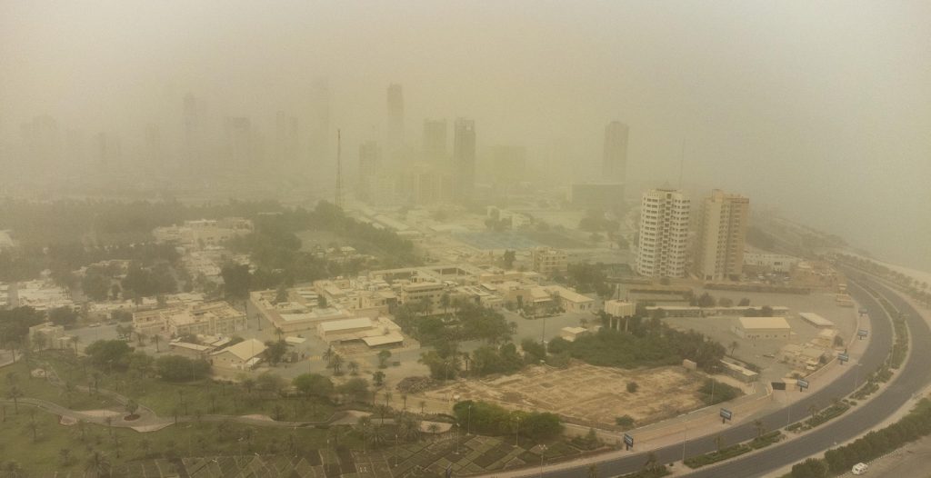 tempesta di sabbia kuwait