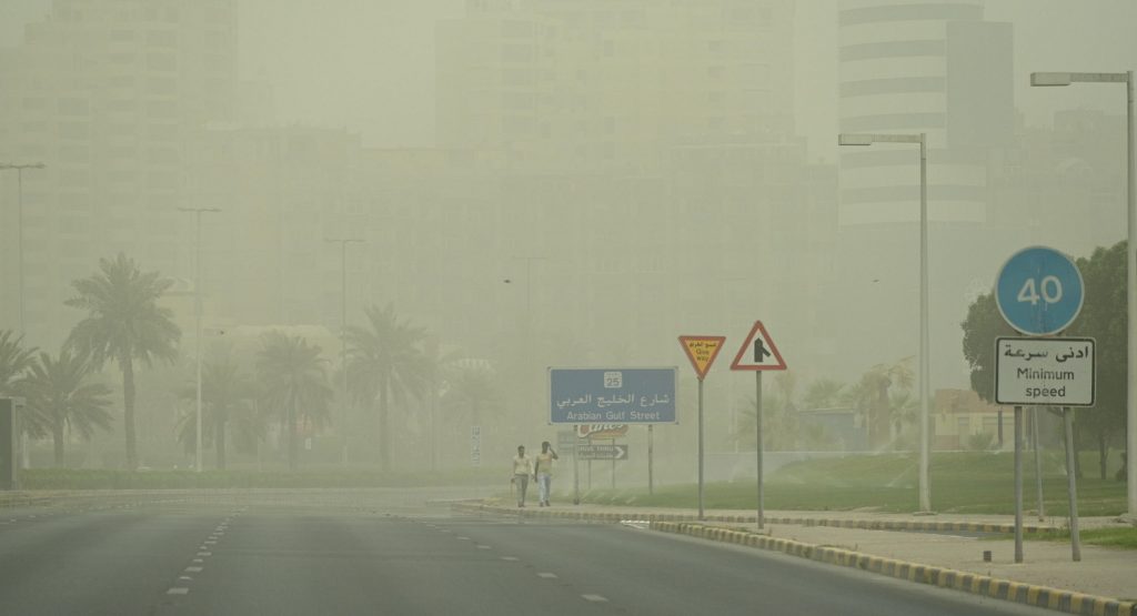tempesta di sabbia kuwait