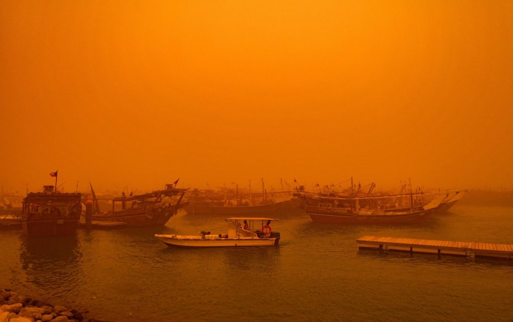 tempesta di sabbia kuwait