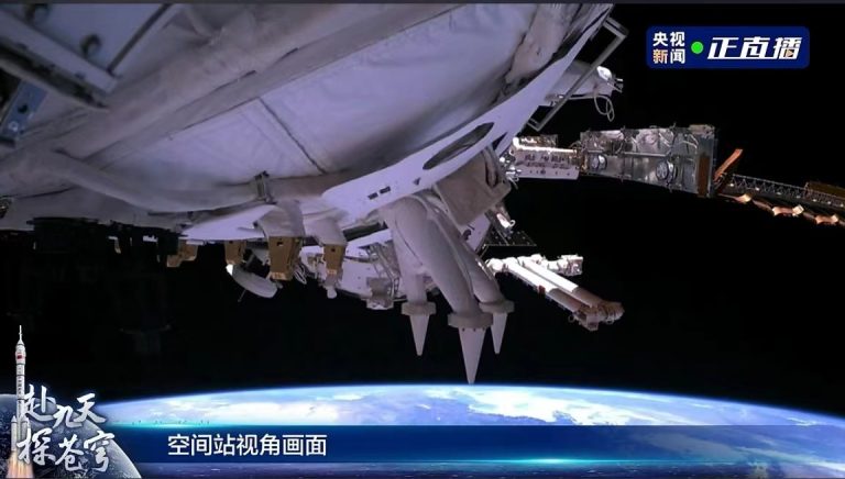 Shenzhou-14 stazione spaziale cinese