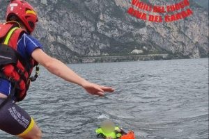 catamarano lago garda