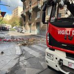 Maltempo Sicilia, dramma sfiorato a Palermo: crollati balconi in centro | FOTO