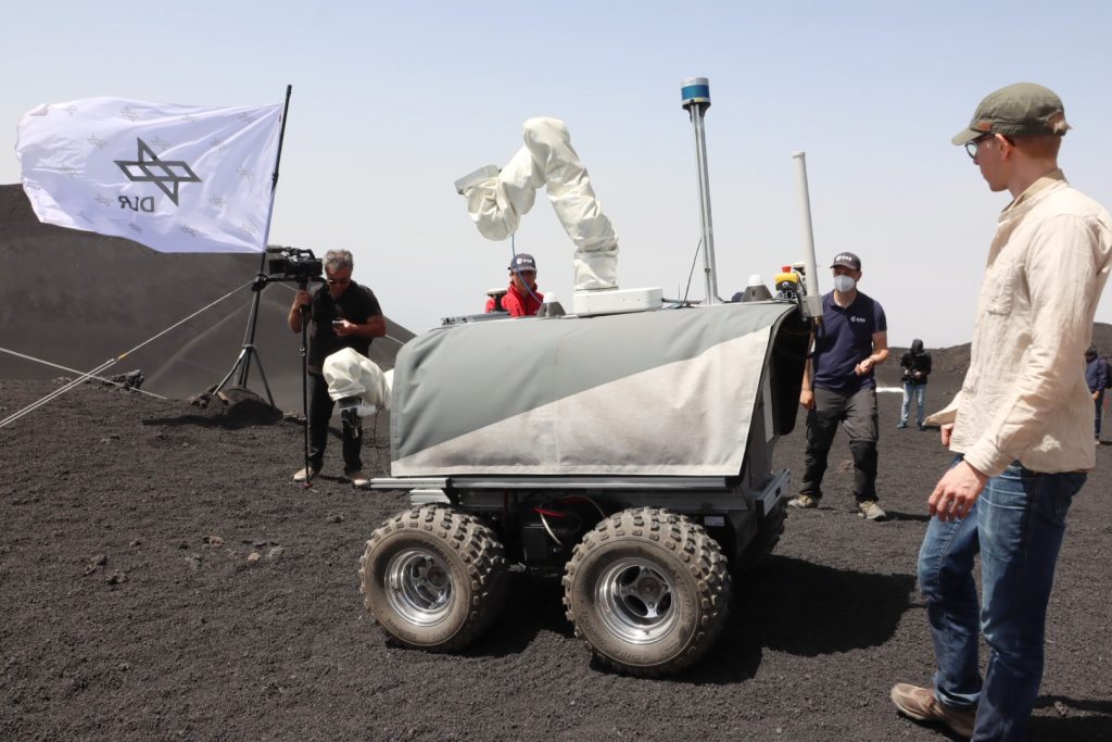etna lander robot missione arches