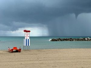 funnel cloud fermo marche