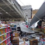 Messico, intensa grandinata imbianca Mixcoac: crolla tetto di un supermercato | FOTO e VIDEO
