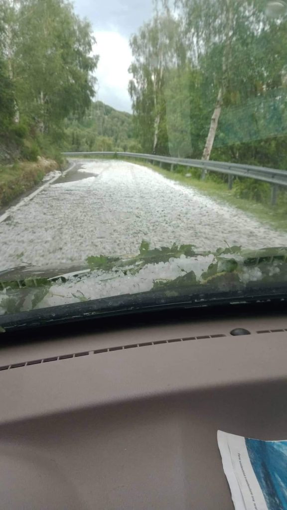 grandine maccagno con Pino e Veddasca lombardia