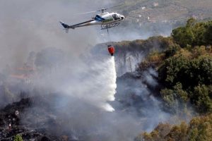 incendio San Martino delle Scale sicilia