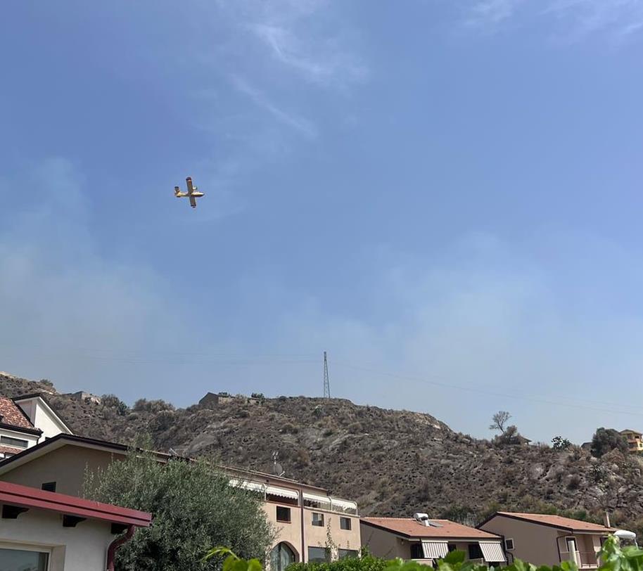 incendio reggio calabria