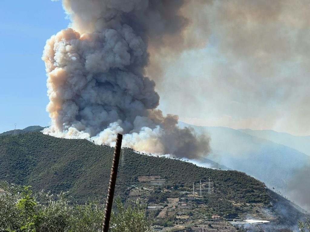 incendio taggia liguria