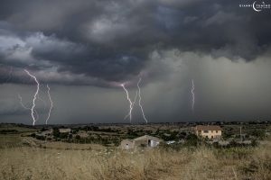maltempo fulmini ragusa 18 giugno 2022
