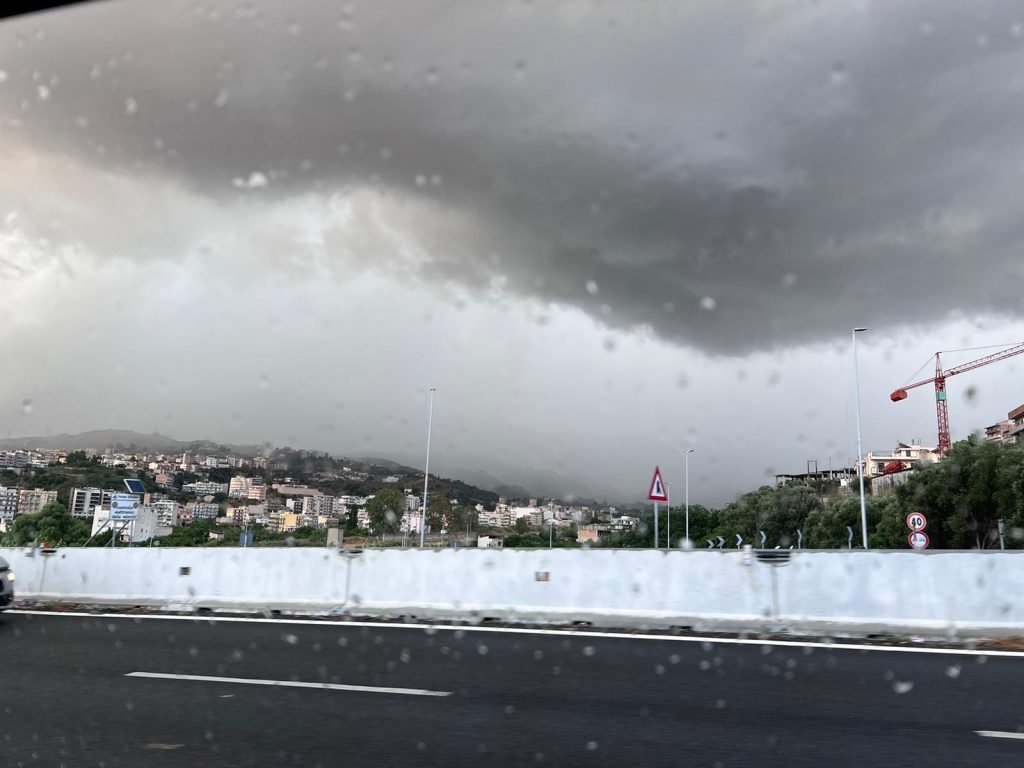 reggio calabria maltempo 10 giugno 2022