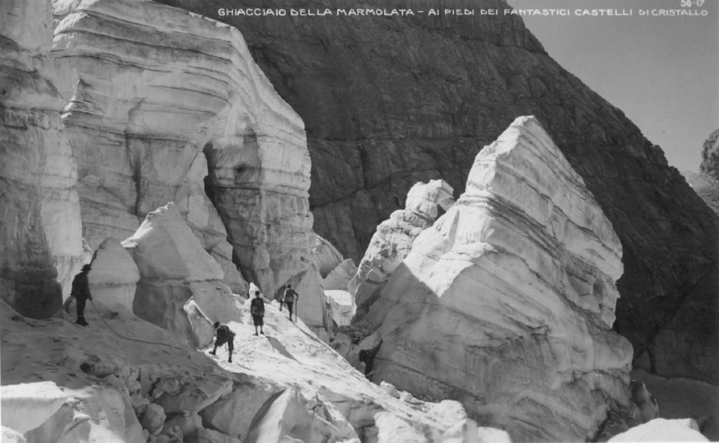 Castelli di ghiaccio in Marmolada ai primi del 900