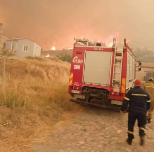 incendio lesbo grecia