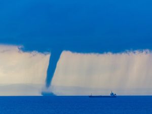 tornado 8 luglio 2022 capo vaticano