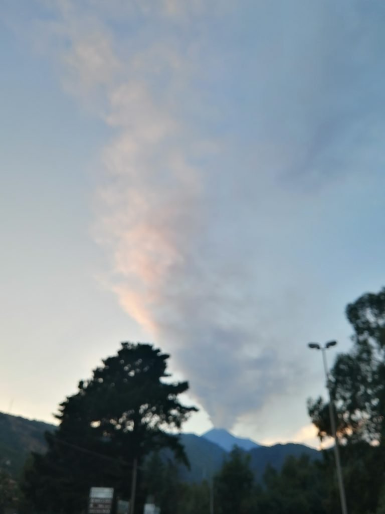 esplosioni etna 11 agosto 2022