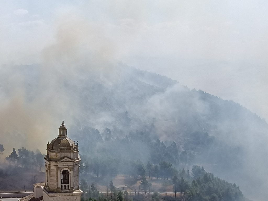 incendio monte croce puglia