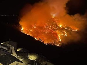 incendio monte croce puglia