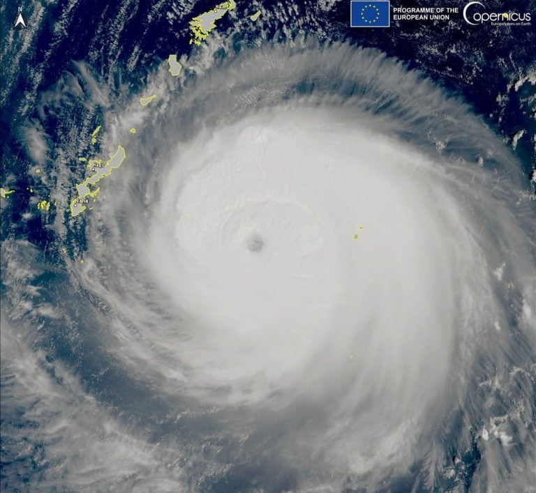 tifone Hinnamnor