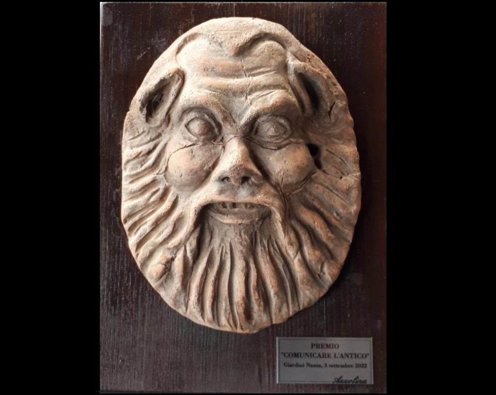 Premio Comunicare l’Antico, maschera di Sileno del M° Turi Azzolina