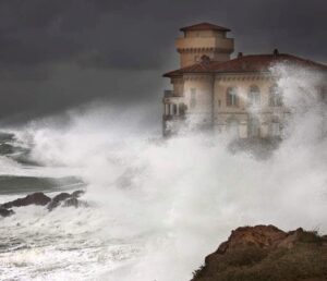 maltempo vento forte toscana