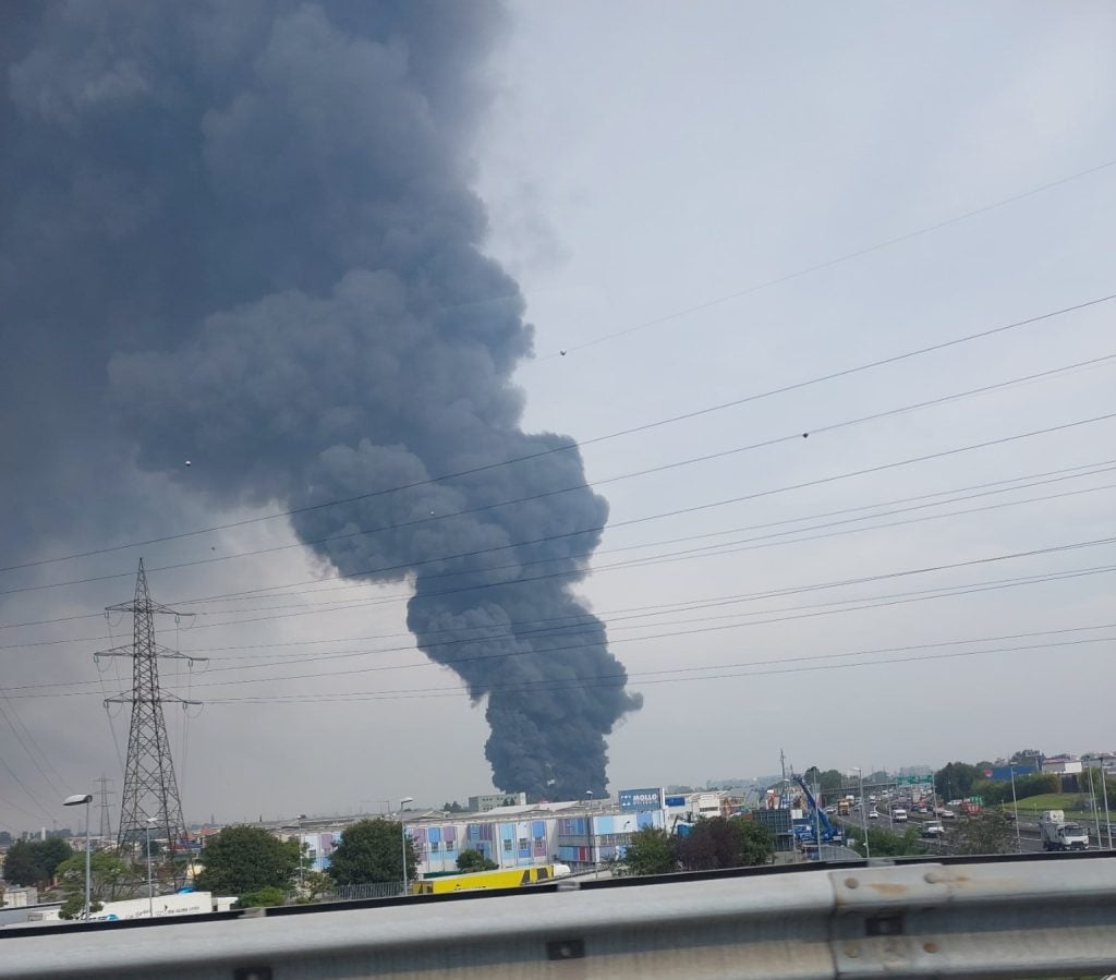 incendio san giuliano milanese