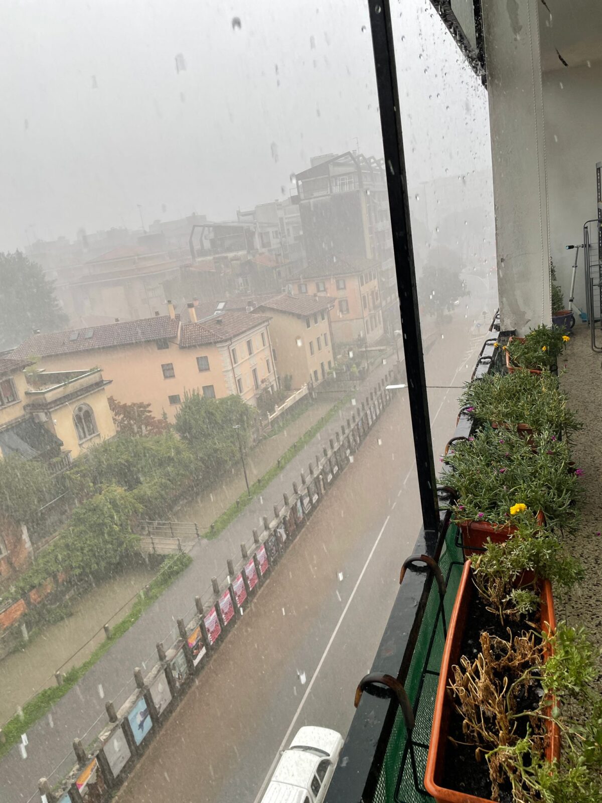 il tempo oggi a udine