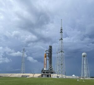 sls artemis