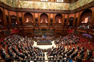 camera dei deputati fiducia giorgia meloni