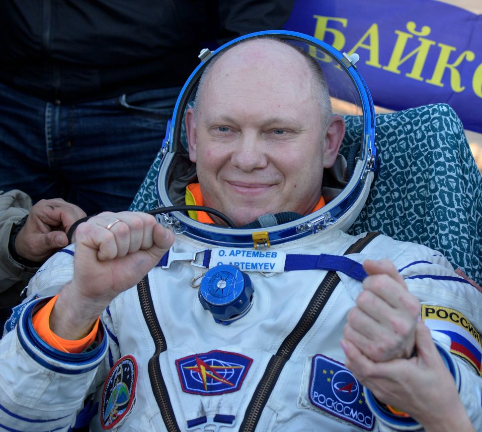 cosmonauta russo Oleg Artemyev