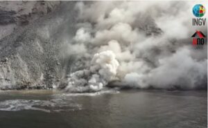 eruzione stromboli 12 ottobre