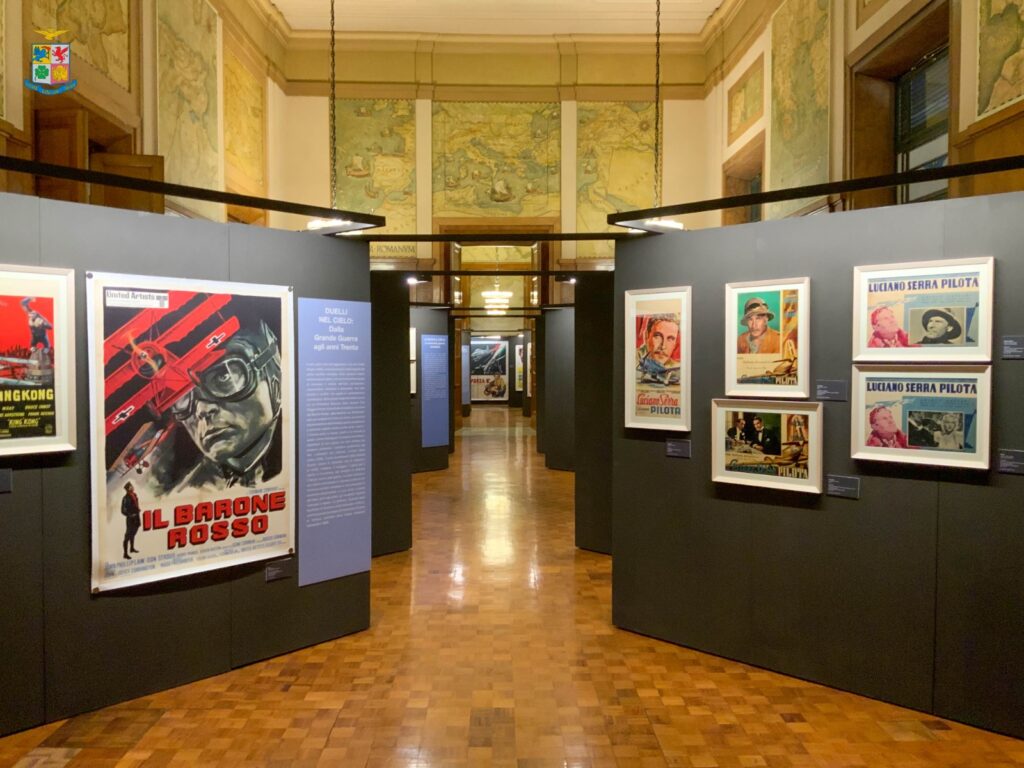 mostra Ali di carta aeronautica militare