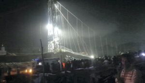 ponte crollato india