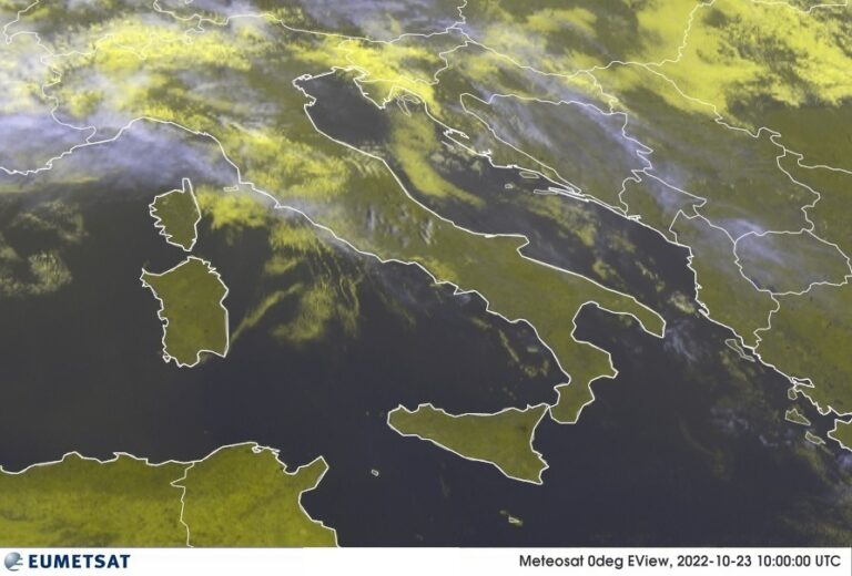 satellite meteo italia domenica 23 ottobre 2022