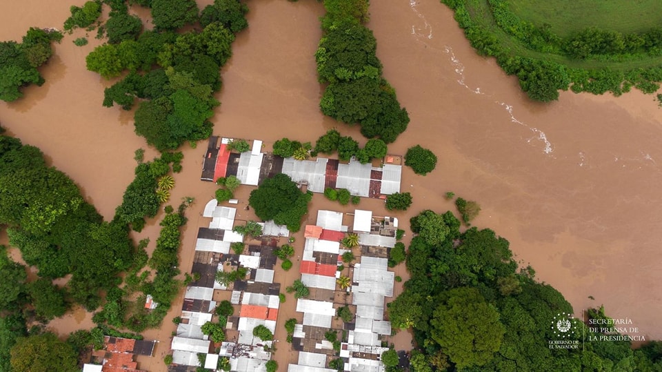 uragano julia el salvador