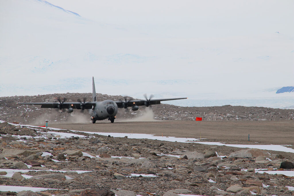 aereo antartide