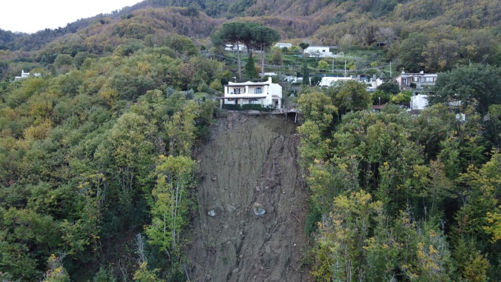 alluvione frana ischia casamicciola