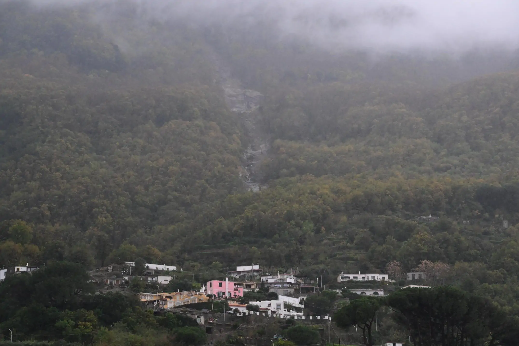 alluvione ischia foto panoramica